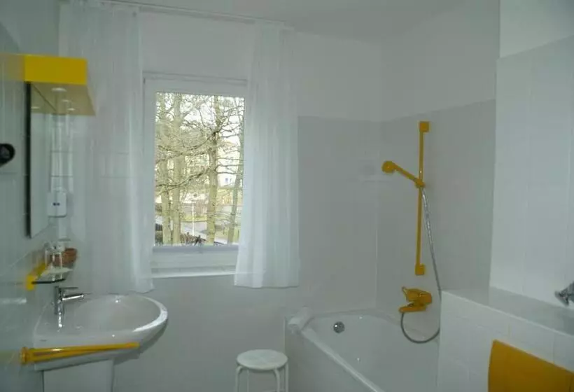 酒店 Strandpavillon