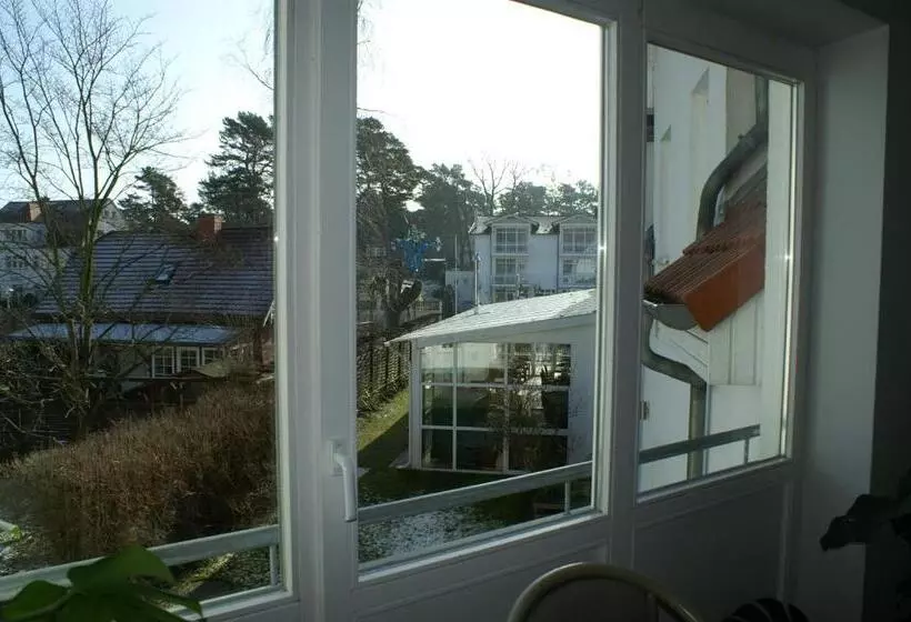 酒店 Strandpavillon