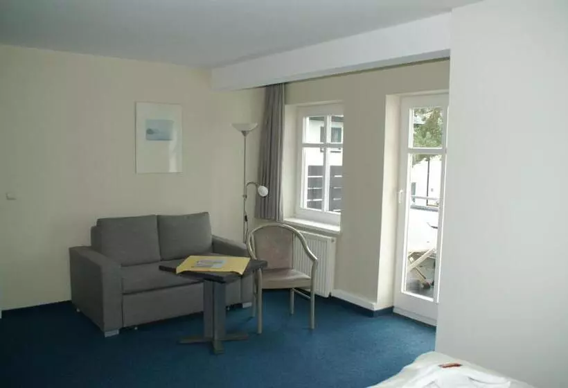 酒店 Strandpavillon