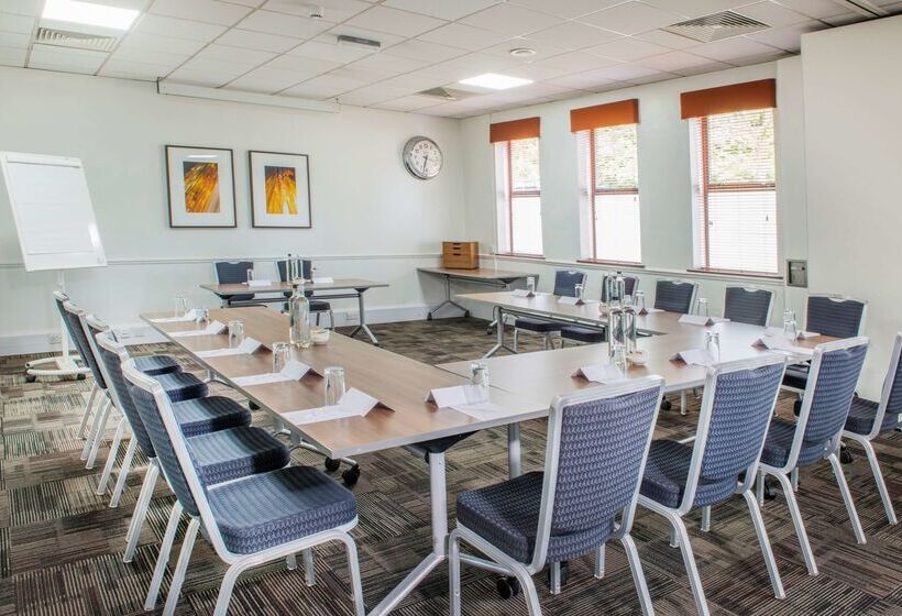 The Orchard Hotel & Restaurant