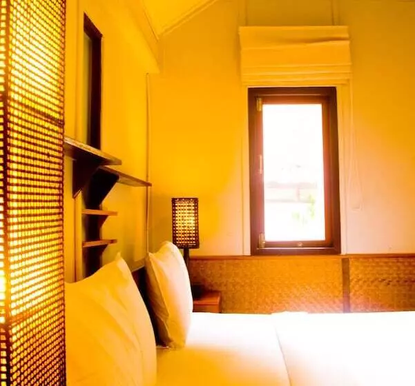 Hotelli Wimaan Buri Resort