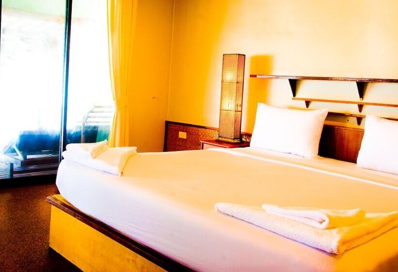 בית מלון כפרי Wimaan Buri Resort