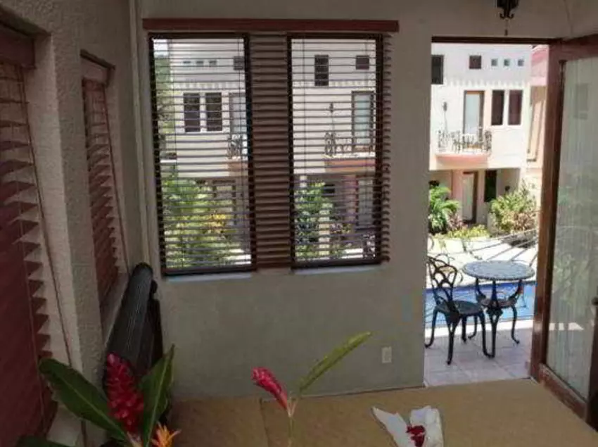 Las Sirenas Hotel & Condo