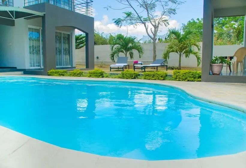 Mo Residence