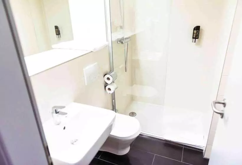 Мотель Serways Hotel Feucht Ost