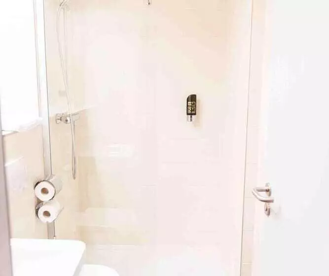 Мотель Serways Hotel Feucht Ost