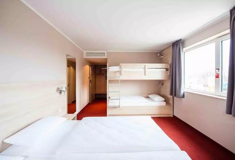 Мотель Serways Hotel Feucht Ost