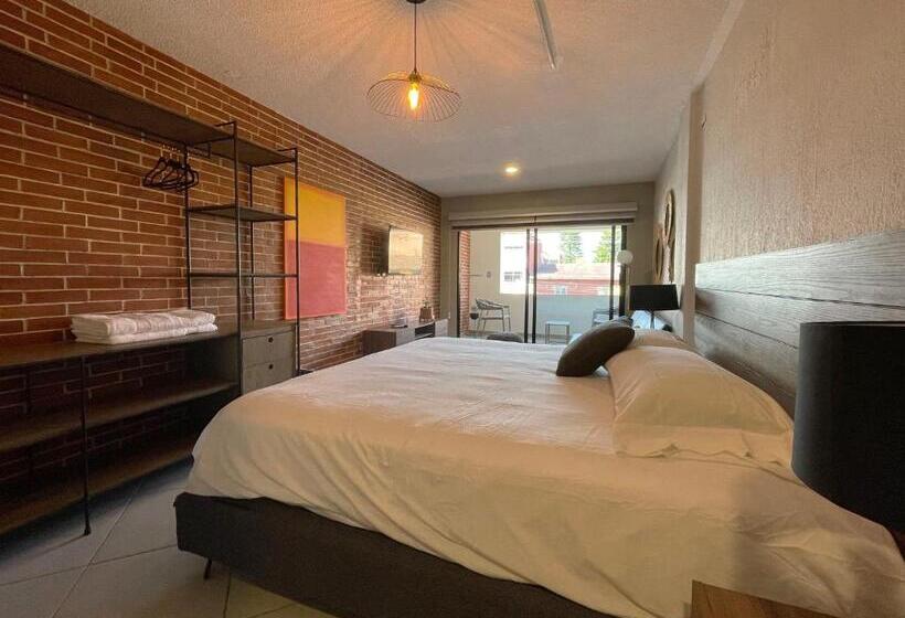 Otel Estacion Alameda Downtown