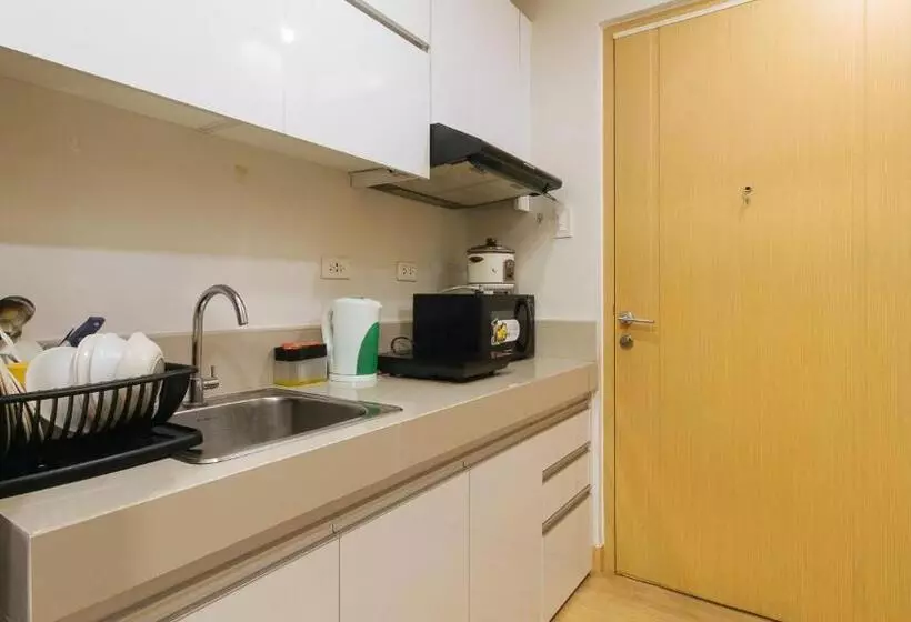 Hotel Jamah S Staycation At Smdc Trees Residences By Reddoorz
