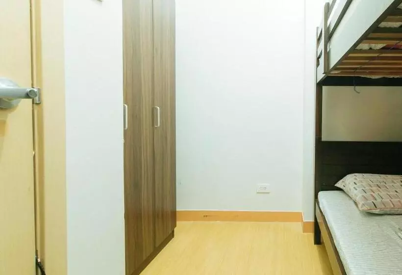 Hotel Jamah S Staycation At Smdc Trees Residences By Reddoorz