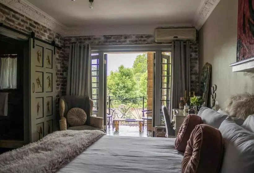 Majatalo La Casa Nostra Villa Rose Garden Bella