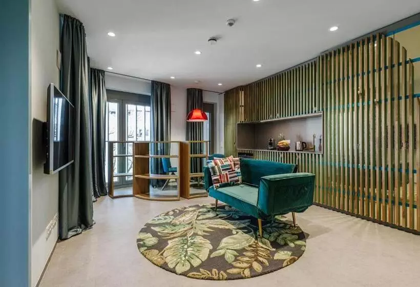 ホテル Brucklyn Suites