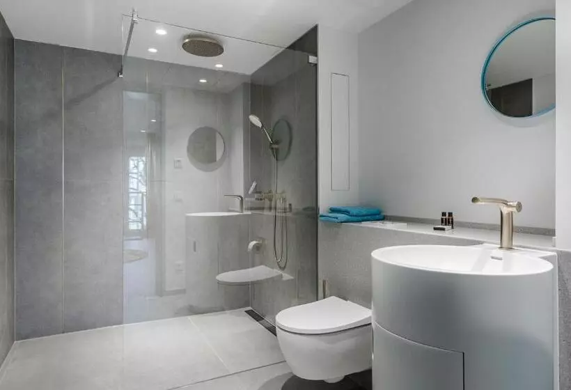 ホテル Brucklyn Suites