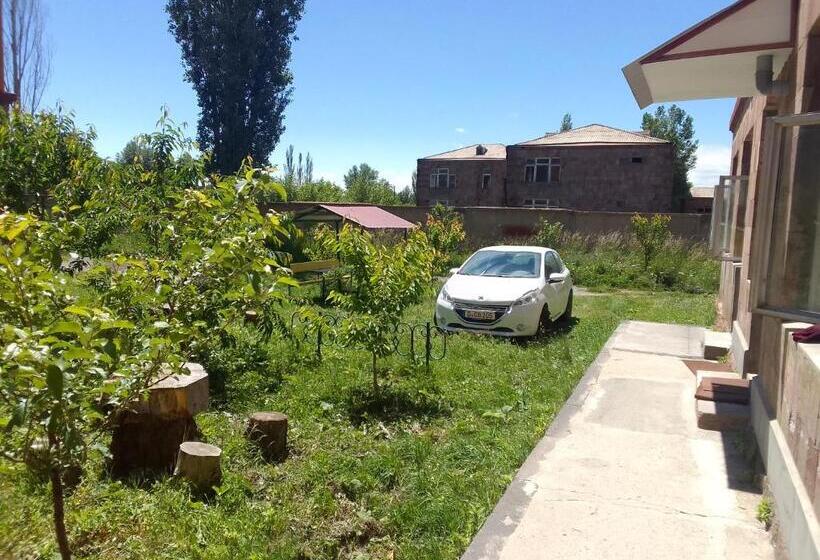 هتل Sevan Garden Complex