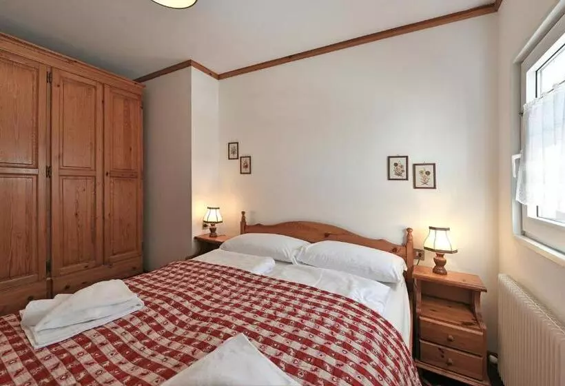 Residence Casa Metz Hrg
