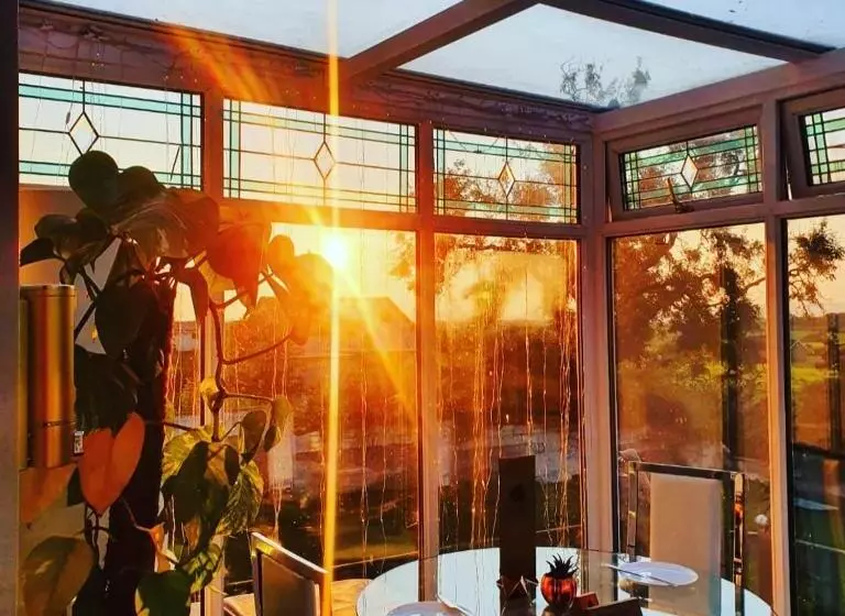 The Blue Horse Suite At The Grumpy Schnauzer B&b Private Hot Tub, Gym, Breakfast, Stunning!