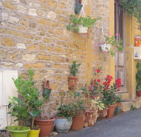 Appartement Jarnioux Les Meublés Des Pierres Dorées