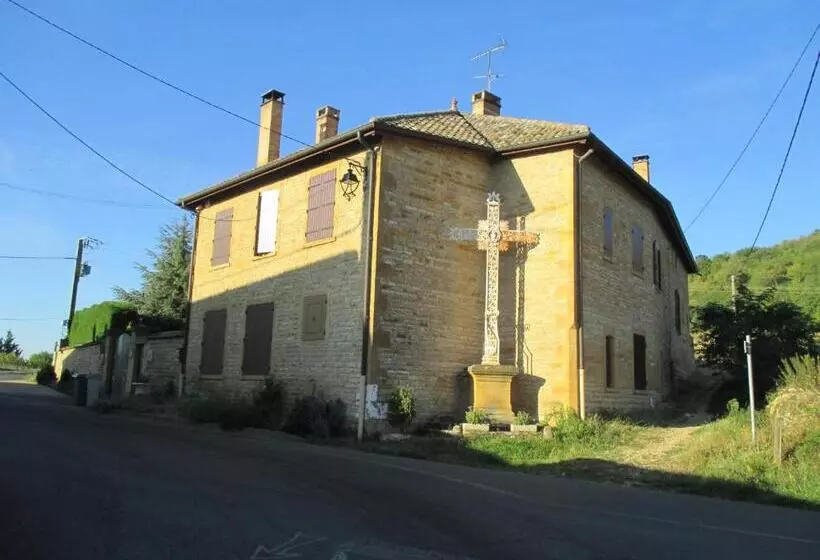 Appartement Jarnioux   Les Meublés Des Pierres Dorées