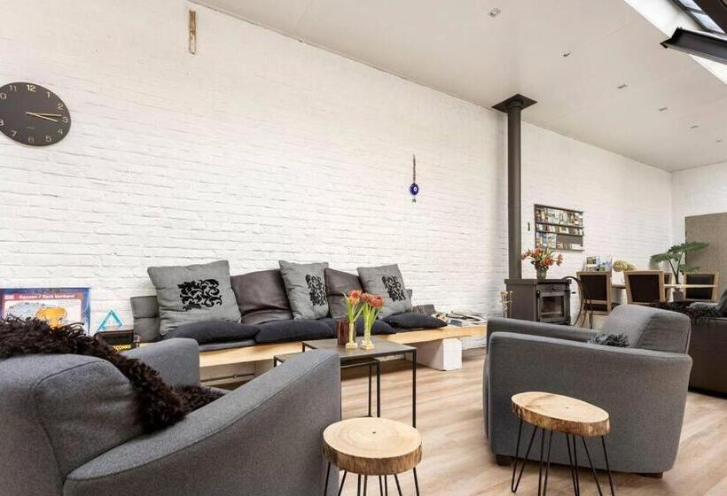 민박 Rue Haute By M&m 4 Sterren Bed En Breakfast Vlakbij Maastricht