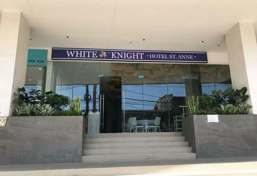 White Knight Hotel Saint Anne