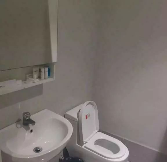 White Knight Hotel Saint Anne