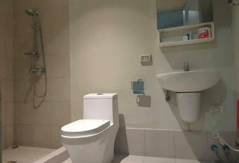 White Knight Hotel Saint Anne