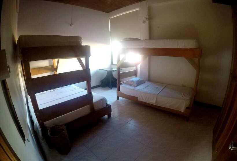 Hostal La Casa Del Kurupira