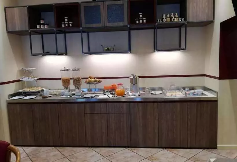 ホテル Albergo Ristorante Protti