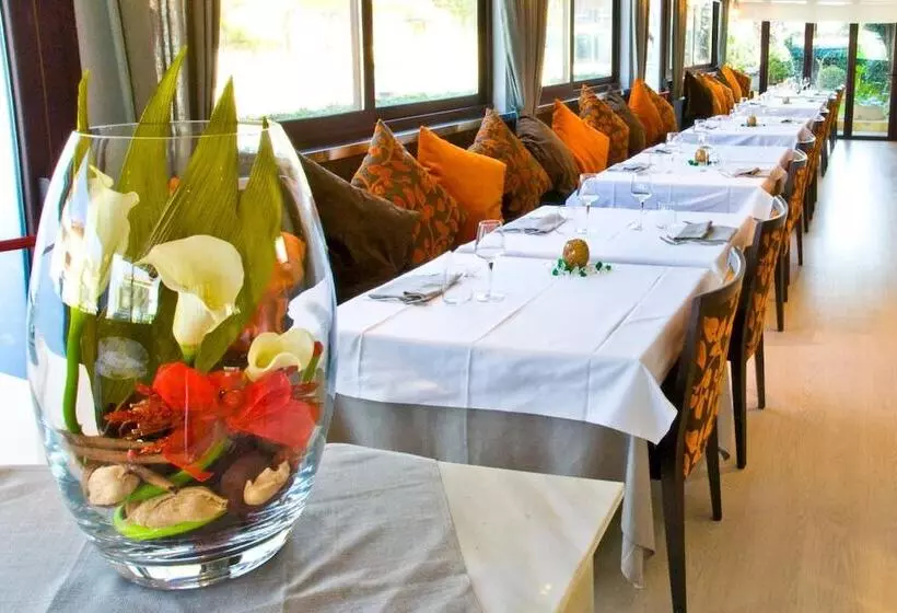 ホテル Albergo Ristorante Protti