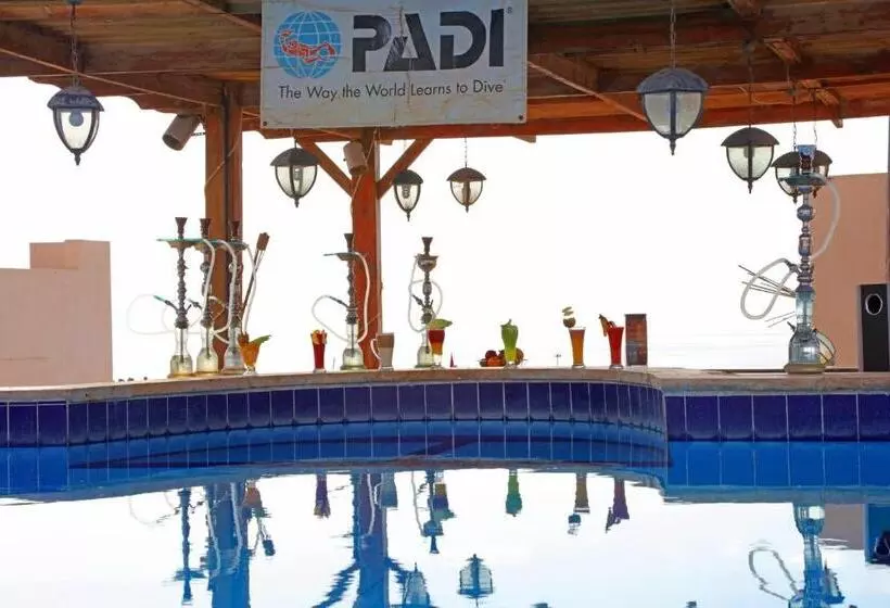 هتل Aqaba Adventure Divers Village