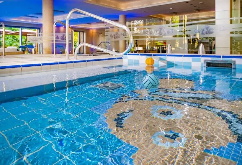 فندق Betekints Wellness