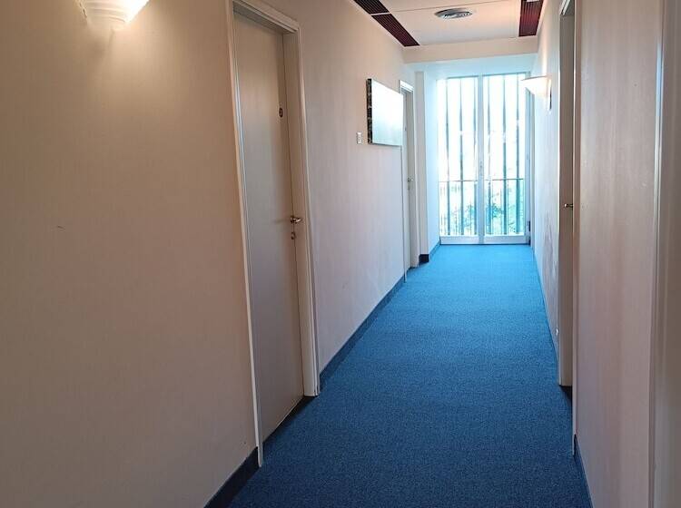 בית מלון כפרי Cavalieri Del Tau