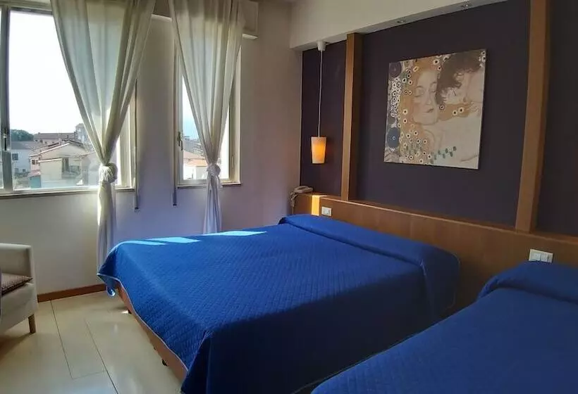 בית מלון כפרי Cavalieri Del Tau