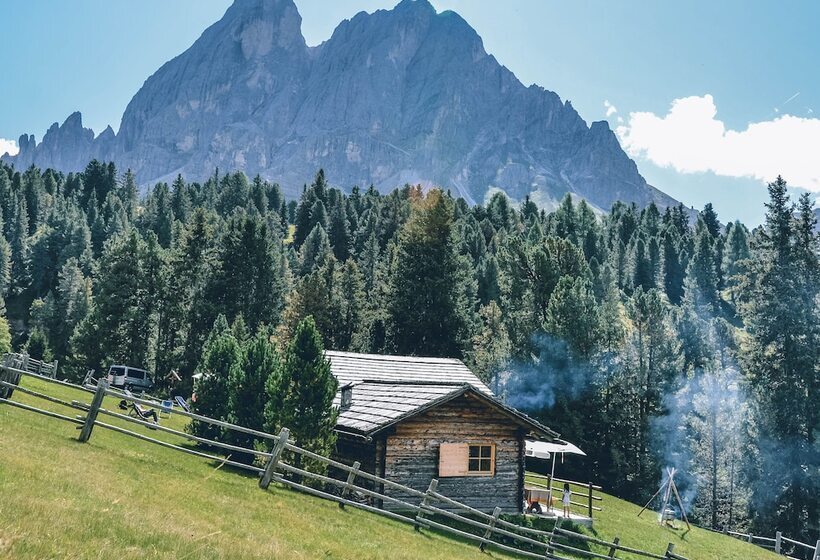 Отель Cristallo  Wellness Mountain Living