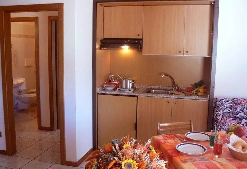 Отель & Appartamenti Al Larice