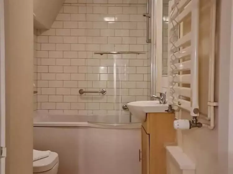 Hotel Henrietta House, A Member Of Radisson Individuals