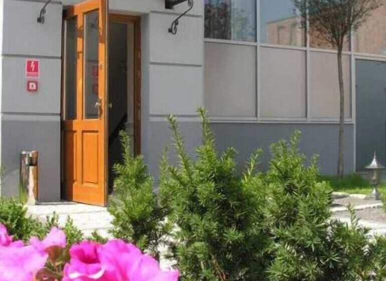 בית מלון כפרי Herman