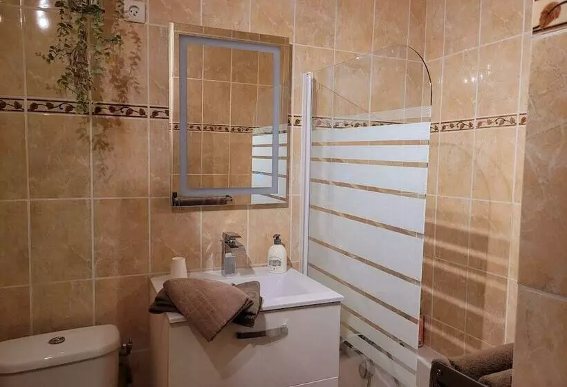 هتل Hôtel Du Patriarche