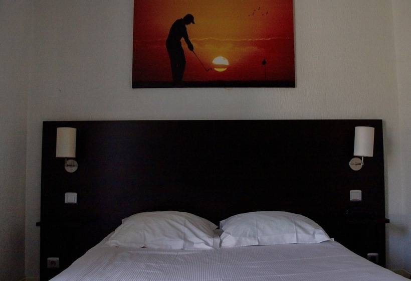 هتل Hôtel Les Tennis Men