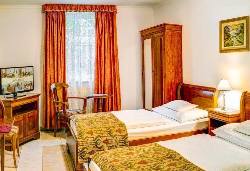 Hotel Kata Panzió