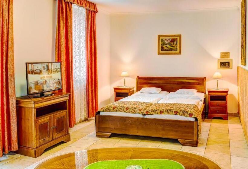 Hotel Kata Panzió