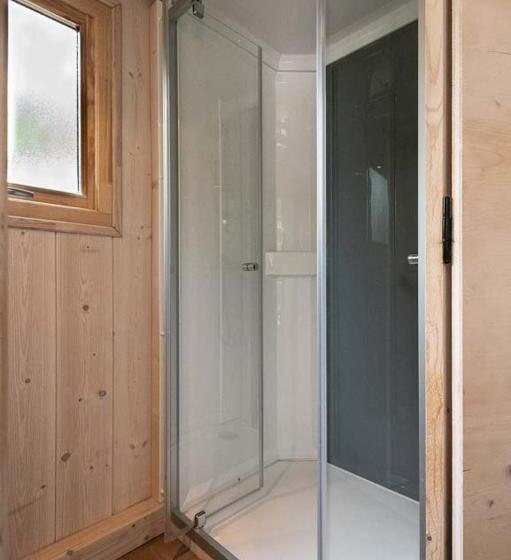 בית מלון כפרי Le Village De La Champagne  Slowmoov