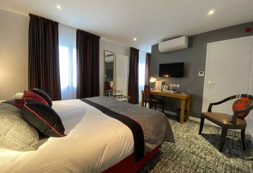 Hotel Logis  Le Christina