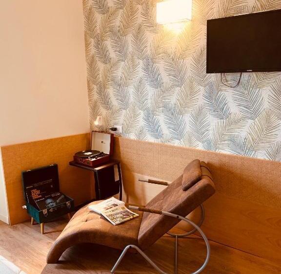 Отель Montecarlo Vista Mare Con Area Fitness