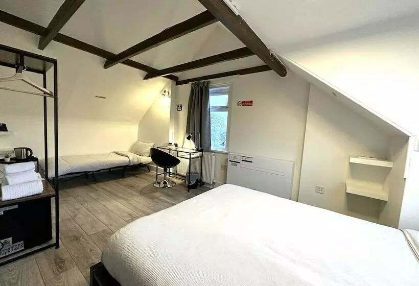 Hotel Sleeplicity London Heathrow