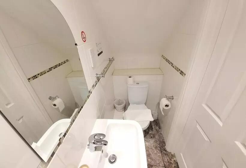 Hotel Sleeplicity London Heathrow