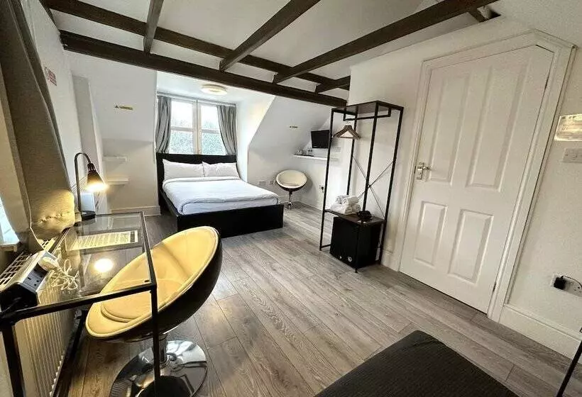 Hotel Sleeplicity London Heathrow