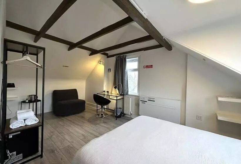Hotel Sleeplicity London Heathrow