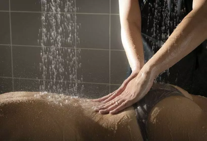 Отель Thalazur Ouistreham   Hôtel & Spa