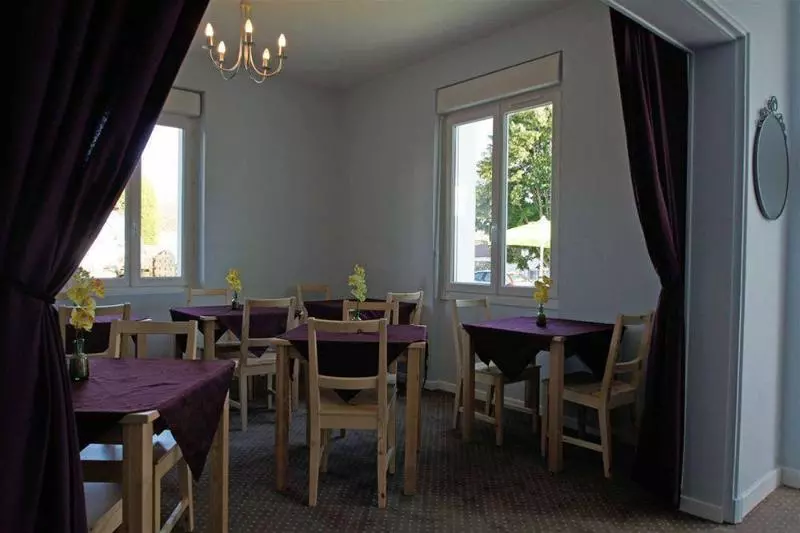 Отель The Originals Access, Hôtel Corinna, Royan